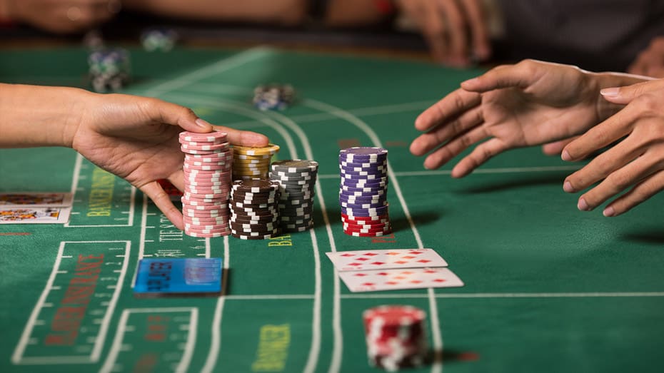 Baccarat betting strategies